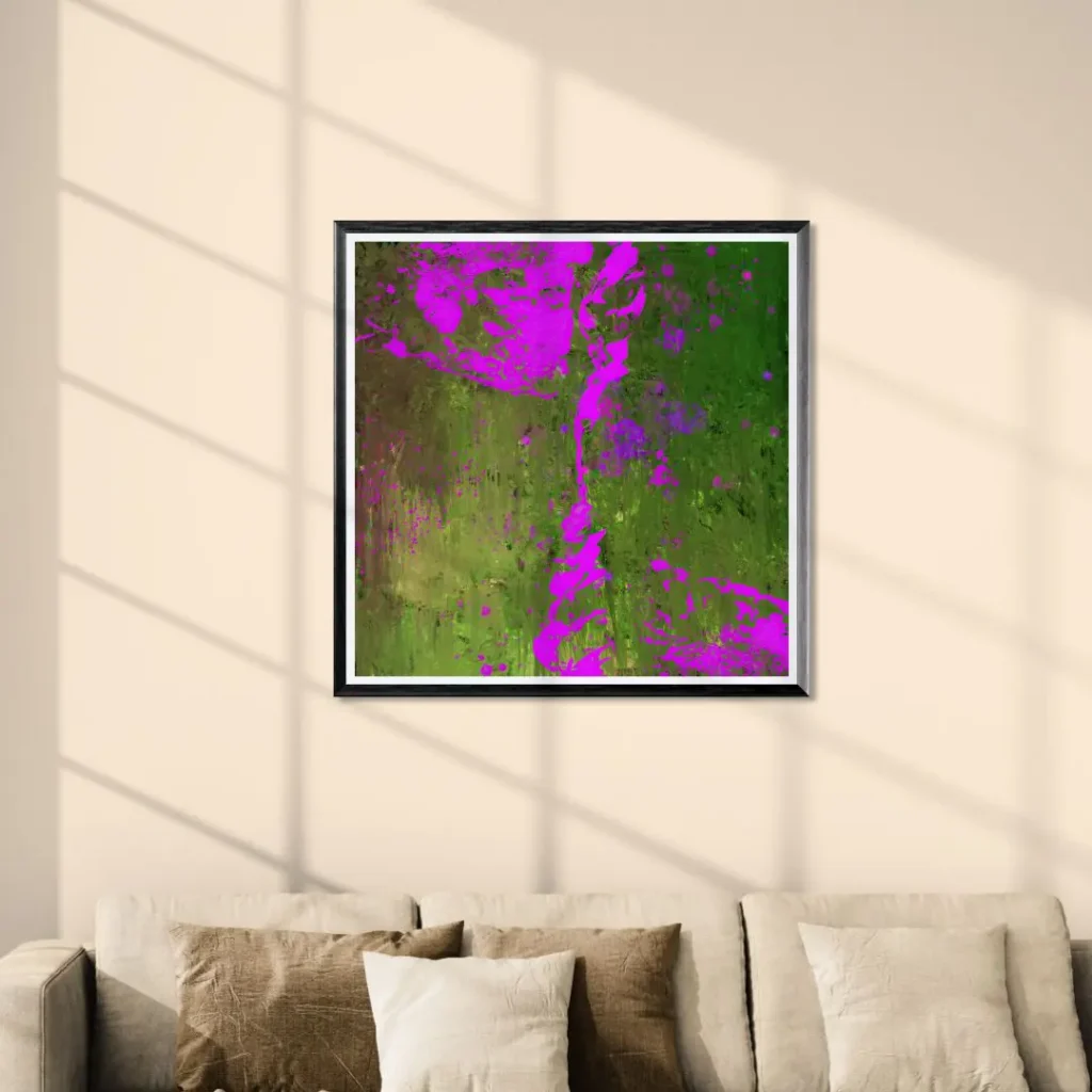 Gerahmter Druck des Gemäldes "Pink On Green" von Michael Quarz an einer beige farbigen Wand über einem Sofa